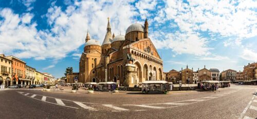 AdobeStock_91945063 arte Organi Pontificia Basilica Sant'Antonio Padova sabatini Santo
