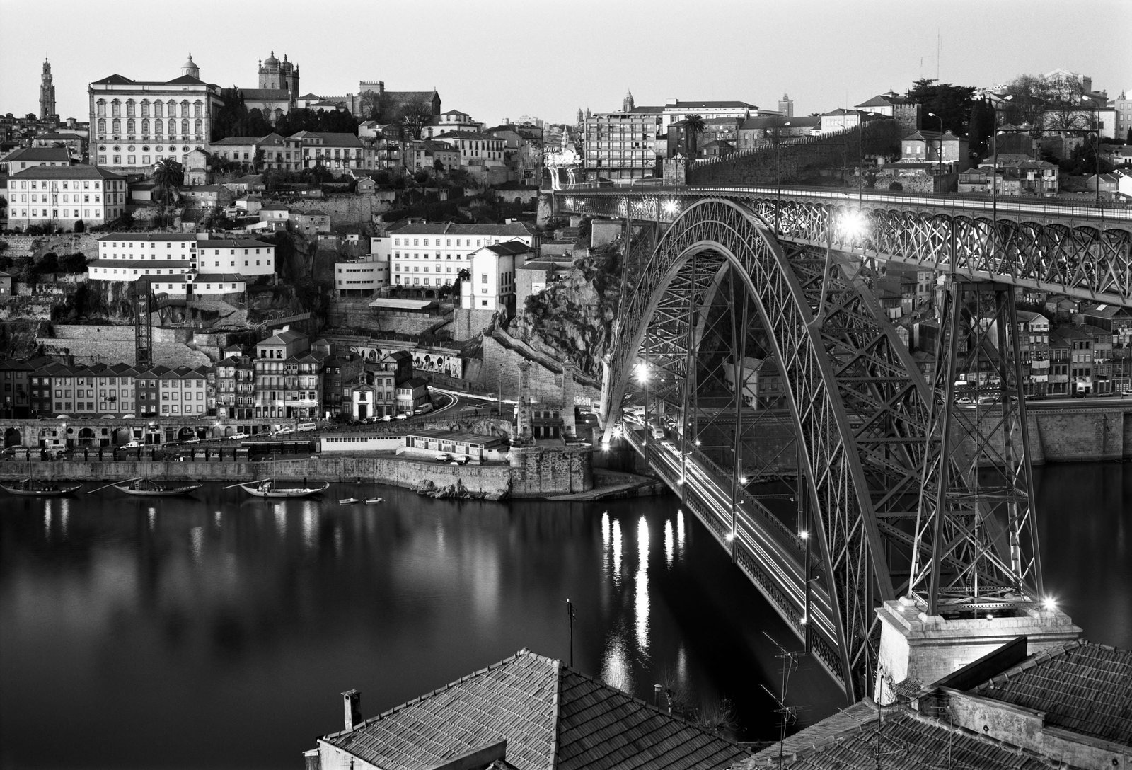 Architettura e paesaggio nella fotografia Gabriele Basilico. Porto 1995