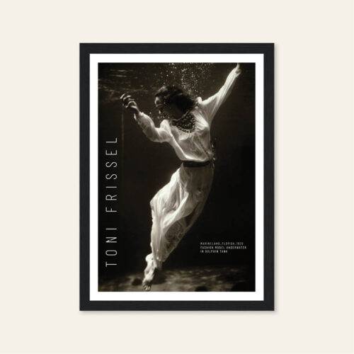 toni frissel fashion model underwater poster cornice