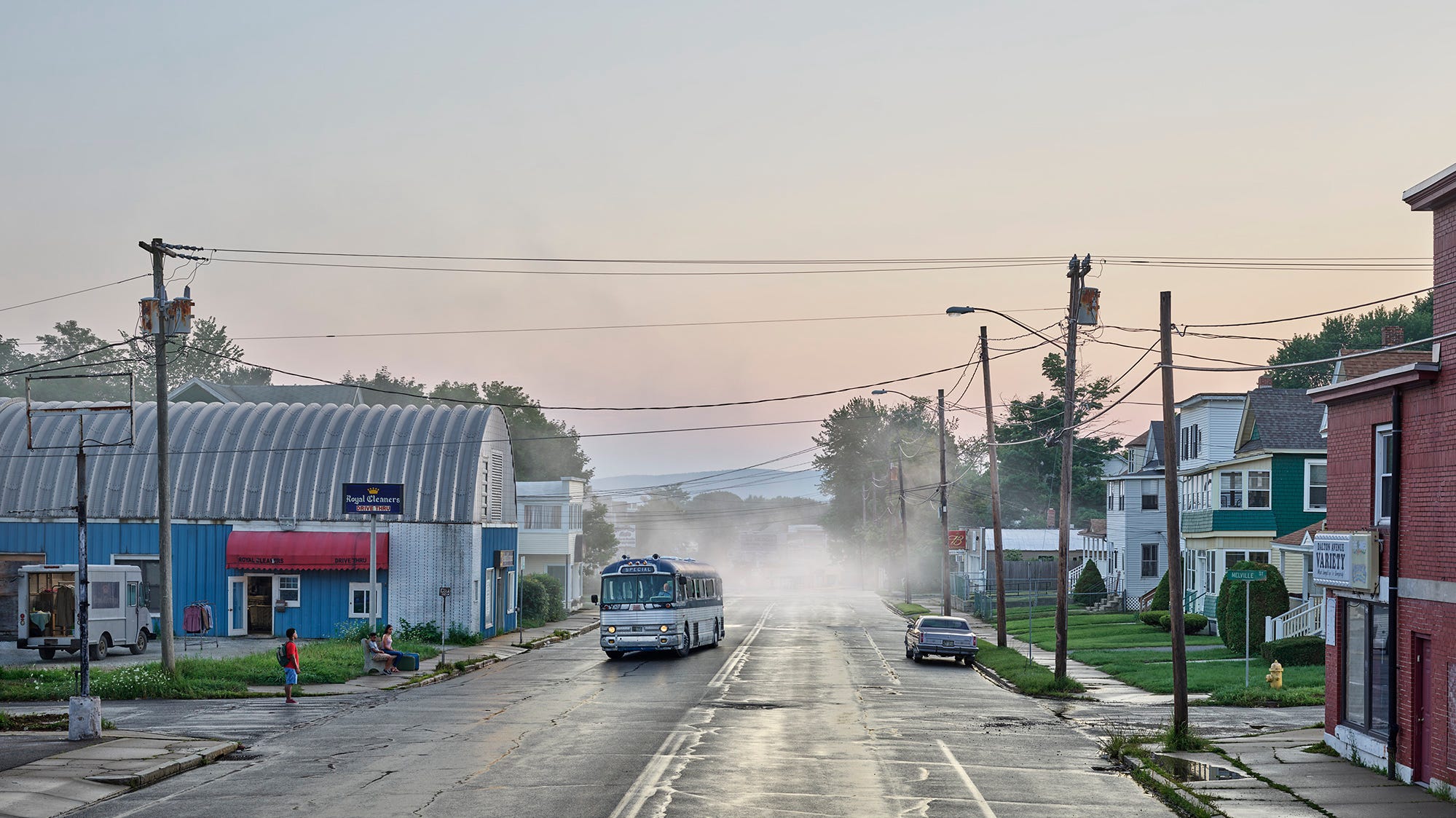 GREGORY CREWDSON, Royal Cleaners, 2018-2019, digital pigment print, 50 x 89 in ©Gregory Crewdson