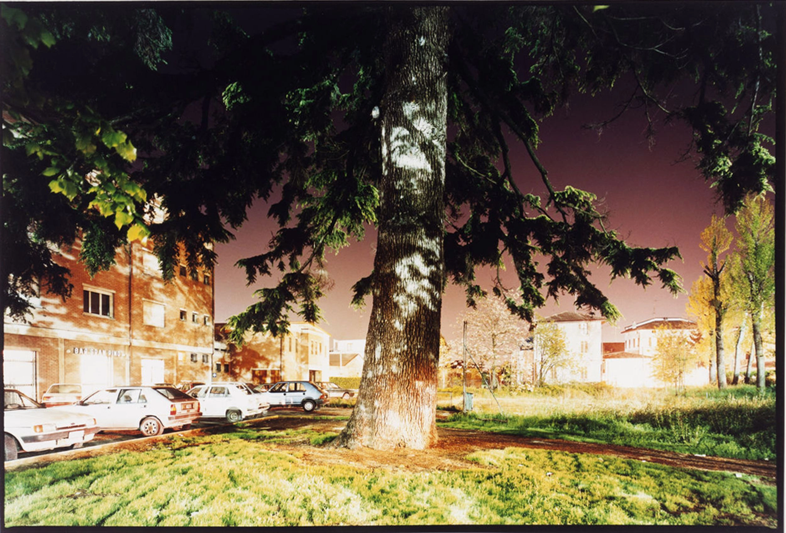Architettura e paesaggio: da Ansel Adams a Luigi Ghirri 43 Olivo Barbieri. Cavriago, 1990 Stampa cromogenica su carta Agfa