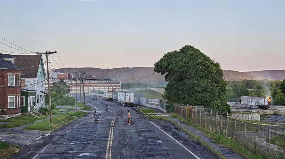 Gregory Crewdson, Red Star Express, 2018 - 2019
